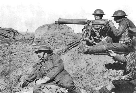 Classic First World War Weapons: Heavy Machine Guns (Watch) | War ...