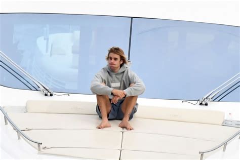 Justin Bieber's feet