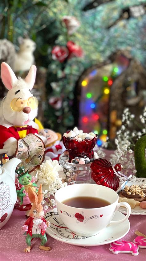 Alice And Wonderland Twins