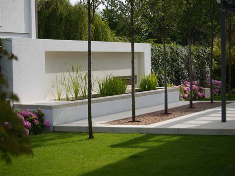 16 Delightful Modern Landscape Ideas That Will Update Your Garden