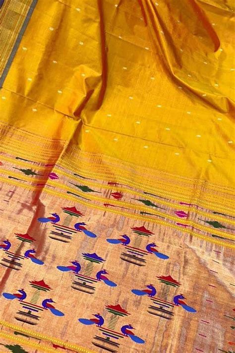 Stunning Pure Silk Yellow Handloom Paithani Saree with Maharani Pallu