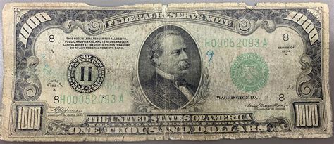 Teller Shares Photo of Rare $1000 Bill a Customer Brought in to Deposit ...