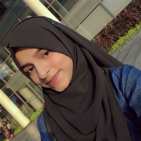 Mantasha - Biology teacher in Kolkata - ₹797/h