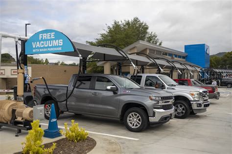 Express Service | Mr. Clean Car Wash