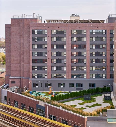 Metro Community Health Center Bronx, NY, USA | Health center, Bronx ...