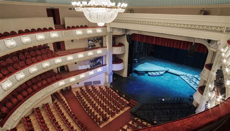 Types Of Theatre Audience Seating