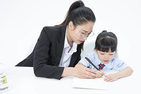 老师辅导作业背景_老师辅导作业摄影图片_老师辅导作业壁纸_摄图网