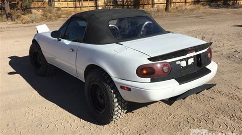 This Lifted, Chopped 1992 Mazda Miata Is Ready for the Wasteland