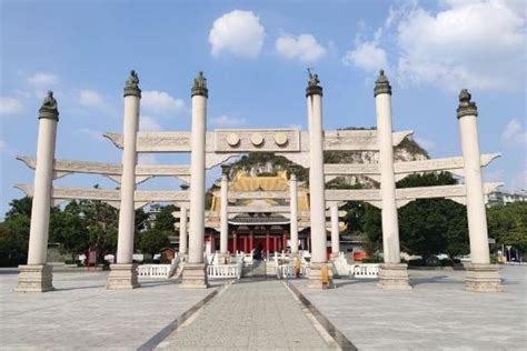 实拍广西柳州文庙，风格独特，游客不多，还是国家4A级旅游景区_腾讯新闻