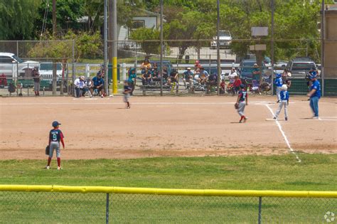 About La Sierra | Schools, Demographics, Things to Do - Homes.com