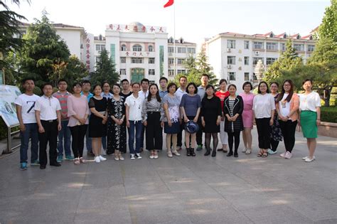 初一年级组织学生参观杨家埠、潍坊植物园 - 中国网 • 山东