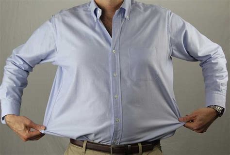 How To Tuck In Your Shirt The Proper Way