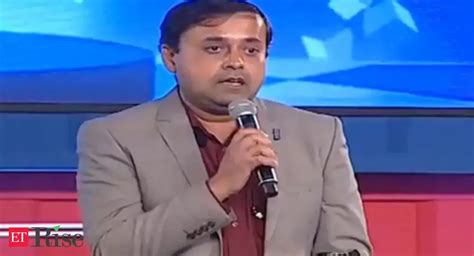 Tredence wins ET Startup's Bootstrap Champ award - The Economic Times ...