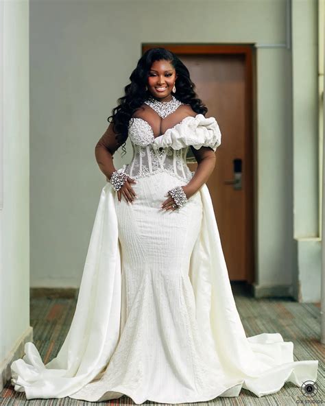 Plus Size Ivory Nigerian Wedding Dress With Beaded Pearls And Detachable Train Perfect For ...