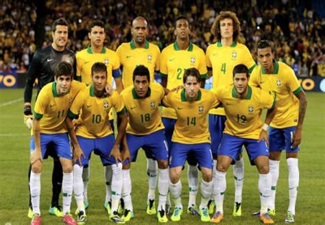 02世界杯巴西大名单（02年世界杯巴西锋线有多豪华）-足球问答-世界波