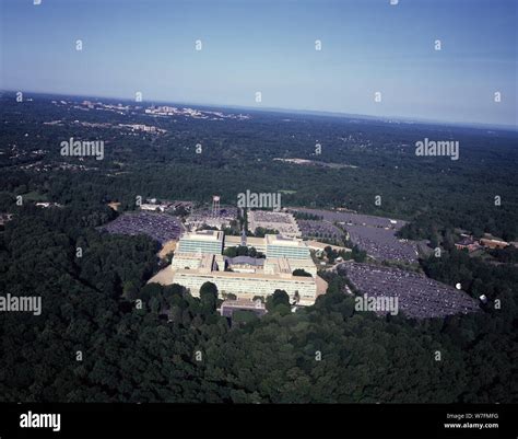Cia headquarters langley virginia hi-res stock photography and images ...