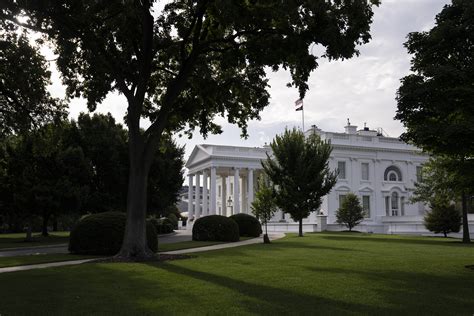 Front View White House 2022