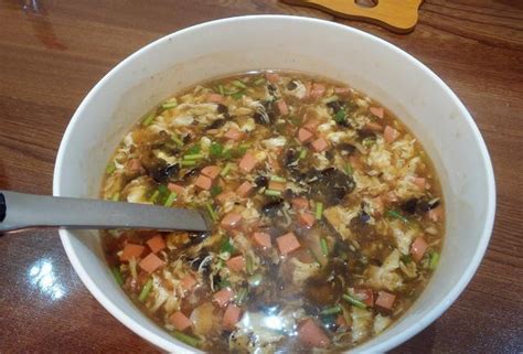 这是山东临沂农村宴席最好喝的汤，老式鸡蛋汤在家也能做，很简单|鸡蛋汤|宴席|汤菜_新浪新闻
