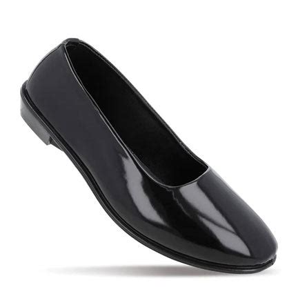 Top Comfortable Flat Shoes for Women on the Move – Walkaroo Footwear