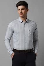 Buy Men Blue Regular Fit Checked Full Sleeves Formal Shirt Online ...