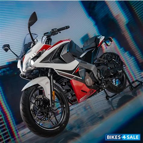 Bajaj Pulsar RS 200 2025 price, specs, mileage, colours, photos and ...