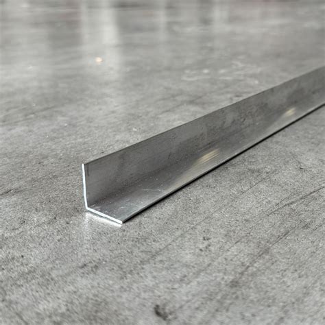 22 x 22 x 1.1mm Equal Angle 5.95M - SD ALUMINIUM