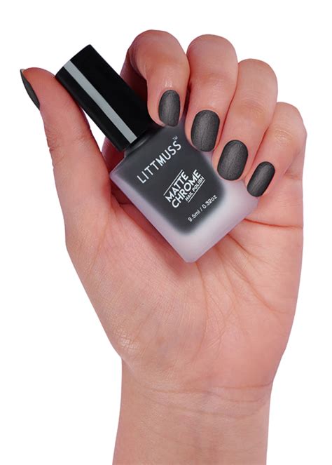 Get Matte Chrome Nail Polish Black Lemonade -024 at ₹ 169 | LBB Shop