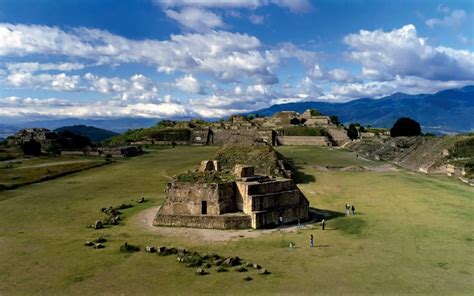 Monte Albán | Viajar a México – Viajes a medida, cultura y naturaleza auténtica