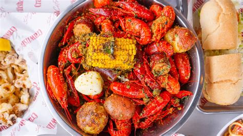 The Best of Houston’s 2025 Crawfish Season Is Still to Come - Eater Houston