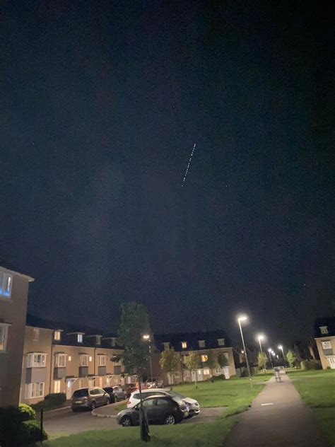 Spotted tonight over Hampshire : r/CasualUK - string of lights in the sky tonight