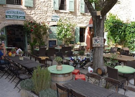 LE PETIT CAFE (Oppede, Provence-Alpes-Cote d'Azur, France) - Guesthouse ...