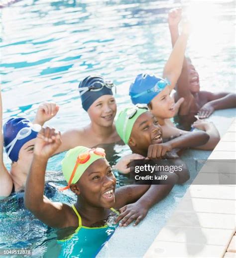 Cheer Team Swim 的图像结果