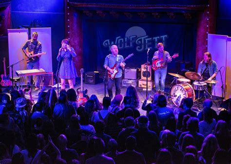 Wolf Jett, The Real Sarahs and Jessica Malone at the Chico Womens Club ...