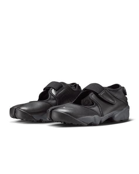 Women's Air Rift 'Black' (IM6017-010) release date. Nike SNKRS