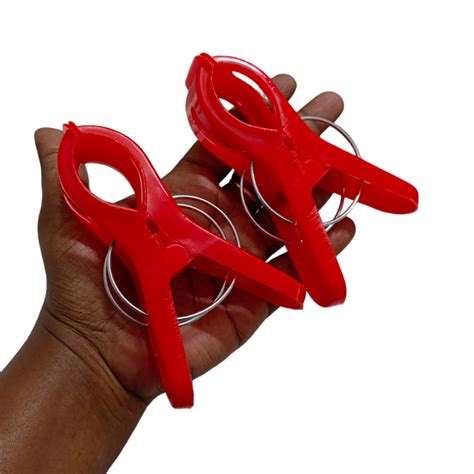 Yest Elagant Store Big PEGS Pack of 2 Heavy Clips for Saree Prepleating ...