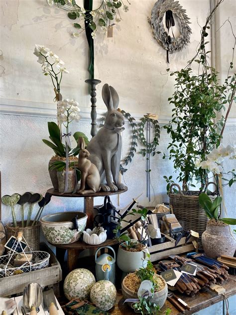 Easter style guide. - Debra Hayes Floral