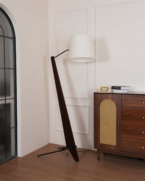 Silva Giant Floor Lamp – Vakkerlight
