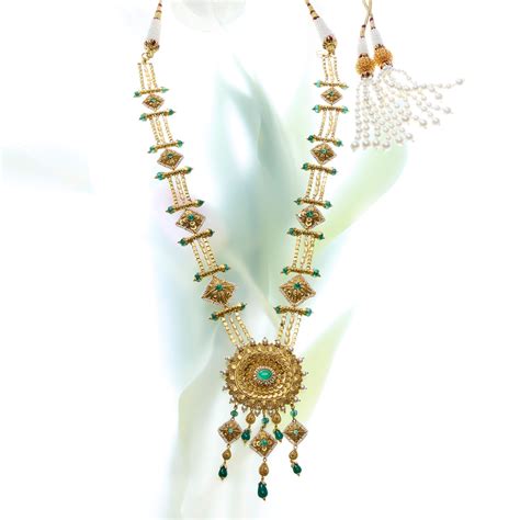 Threads of Time Haraam Necklace Set