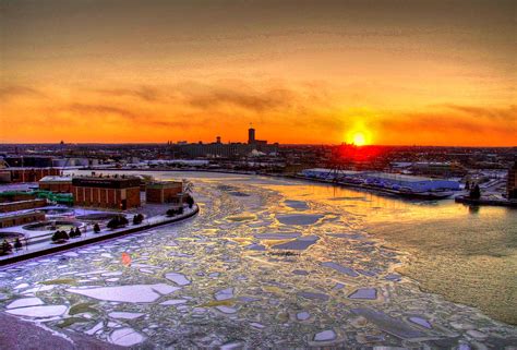 Sunrise Sunset Times of - W Lincoln Ave, Milwaukee, WI, USA - MAPLOGS