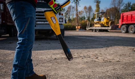 How to Use a Utility Locator 的图像结果