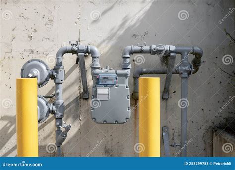 Natural Gas Line Meter for Residential Multi-dwelling Building or Home ...