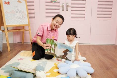 51家庭管家-广州上海高端家政-高级育婴师月嫂-住家保姆服务