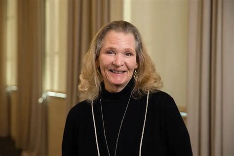 Emory honors 14 staff members with Award of Distinction | Emory News
