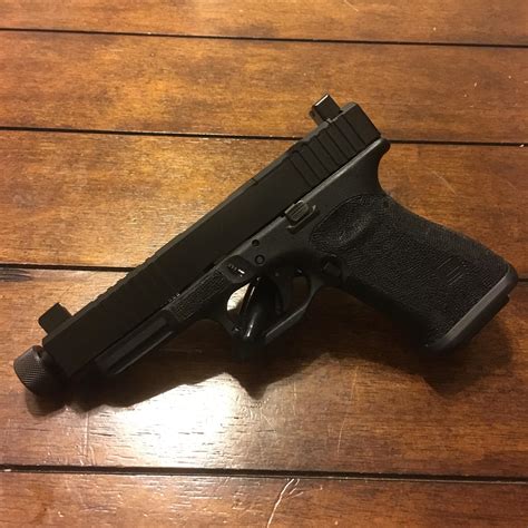 Glock 19L with the Brownells 19LS RMR Slide : Glocks