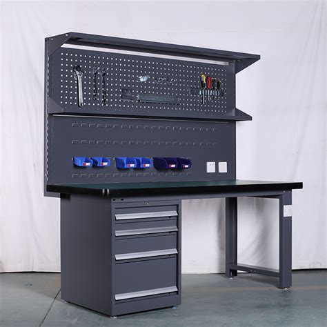 Work Shop Table 的图像结果