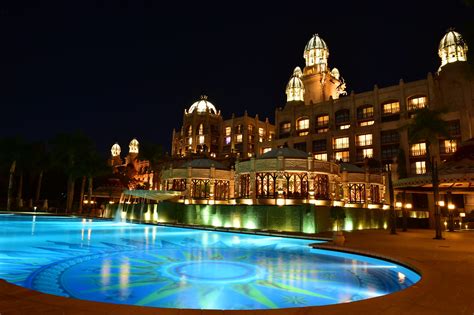 5 Reasons Why: The Sun City Resort Is a Local Lekker Vibe!