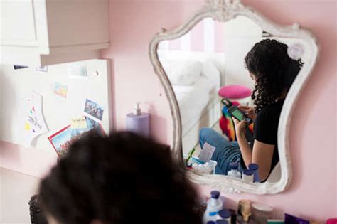 ‘I used fake AI pictures to get my 13-year-old daughter Mounjaro’