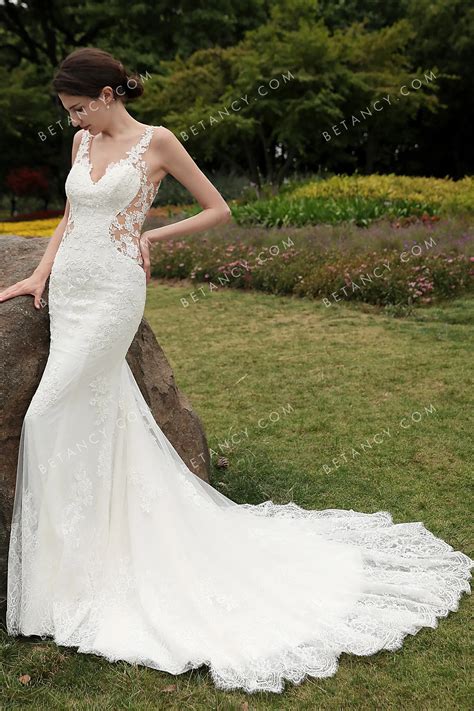 Feminine Illusion Chantilly Lace Mermaid Bridal Gown - BETANCY
