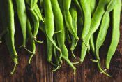 How to Cook and String Runner Beans 的图像结果