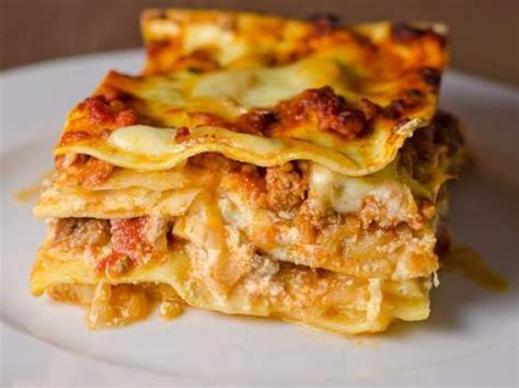 Ricetta classica: lasagne al forno con allergeni